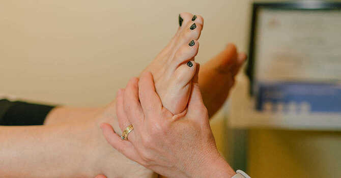 FOOT REFLEXOLOGY 